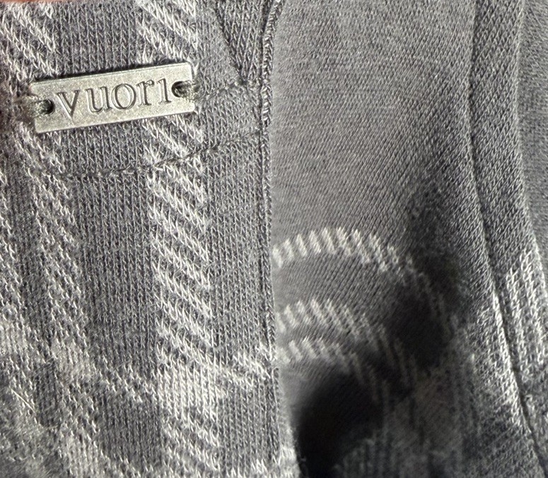 VUORI Shirt Men’s Sz XL Seaview Gray Plaid Long Sleeve Button Up Preppy Coastal