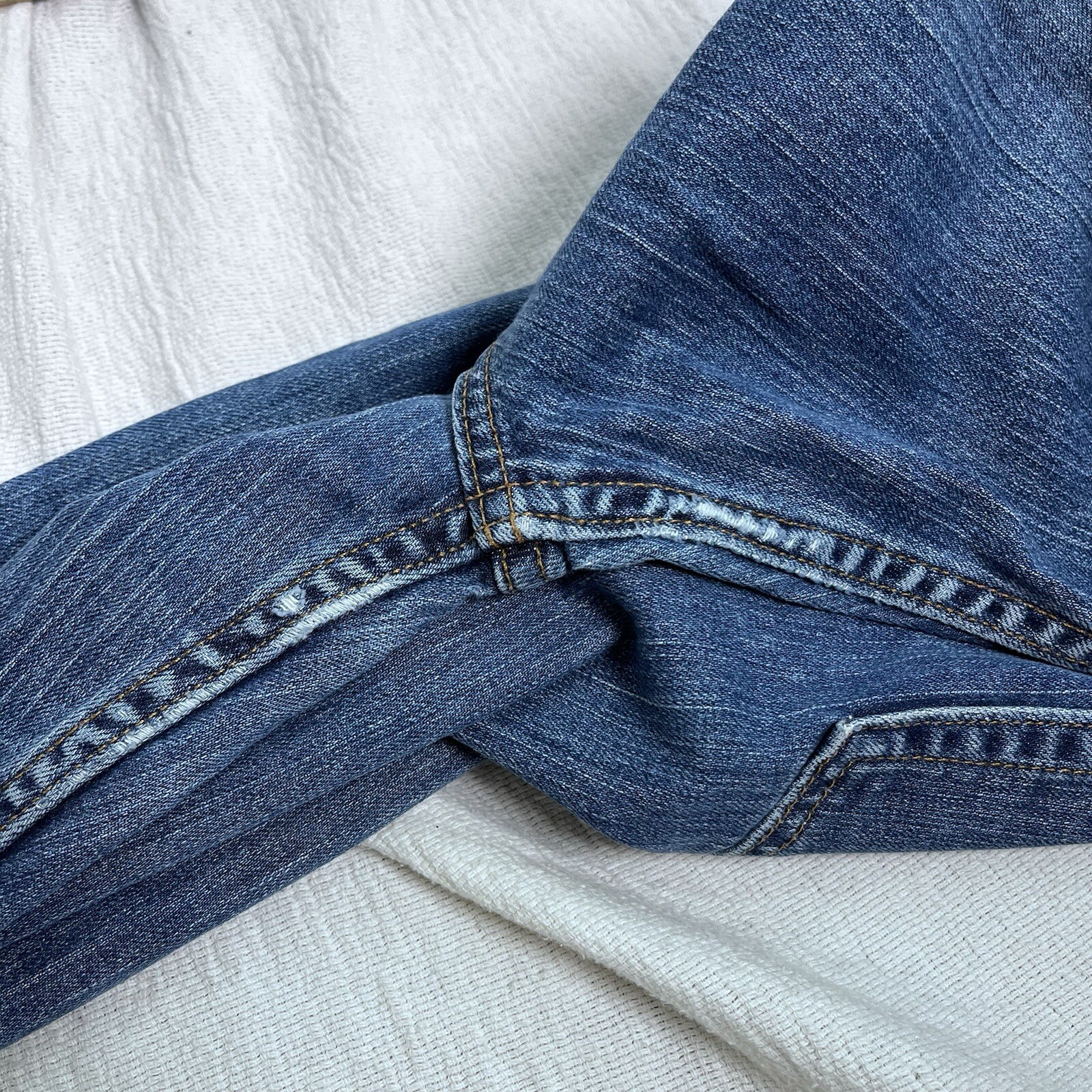 Eddie Bauer Natural Fit Jeans Women’s Size 12 Straight Leg Cotton Blend Denim