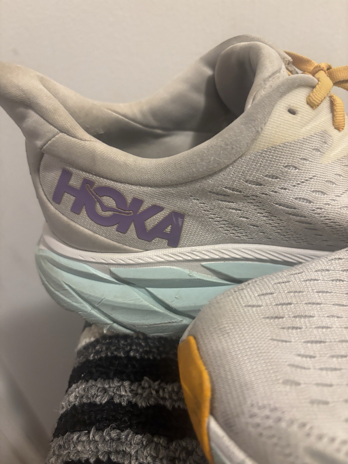 Size 11B – Hoka One One HOKA Clifton 8 Blanc De Blanc W 1119394 BDBW FE1221J