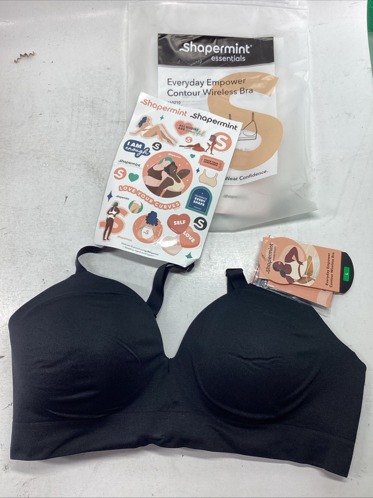 Shapermint Everyday Empower Contour Wireless Bra Large Black