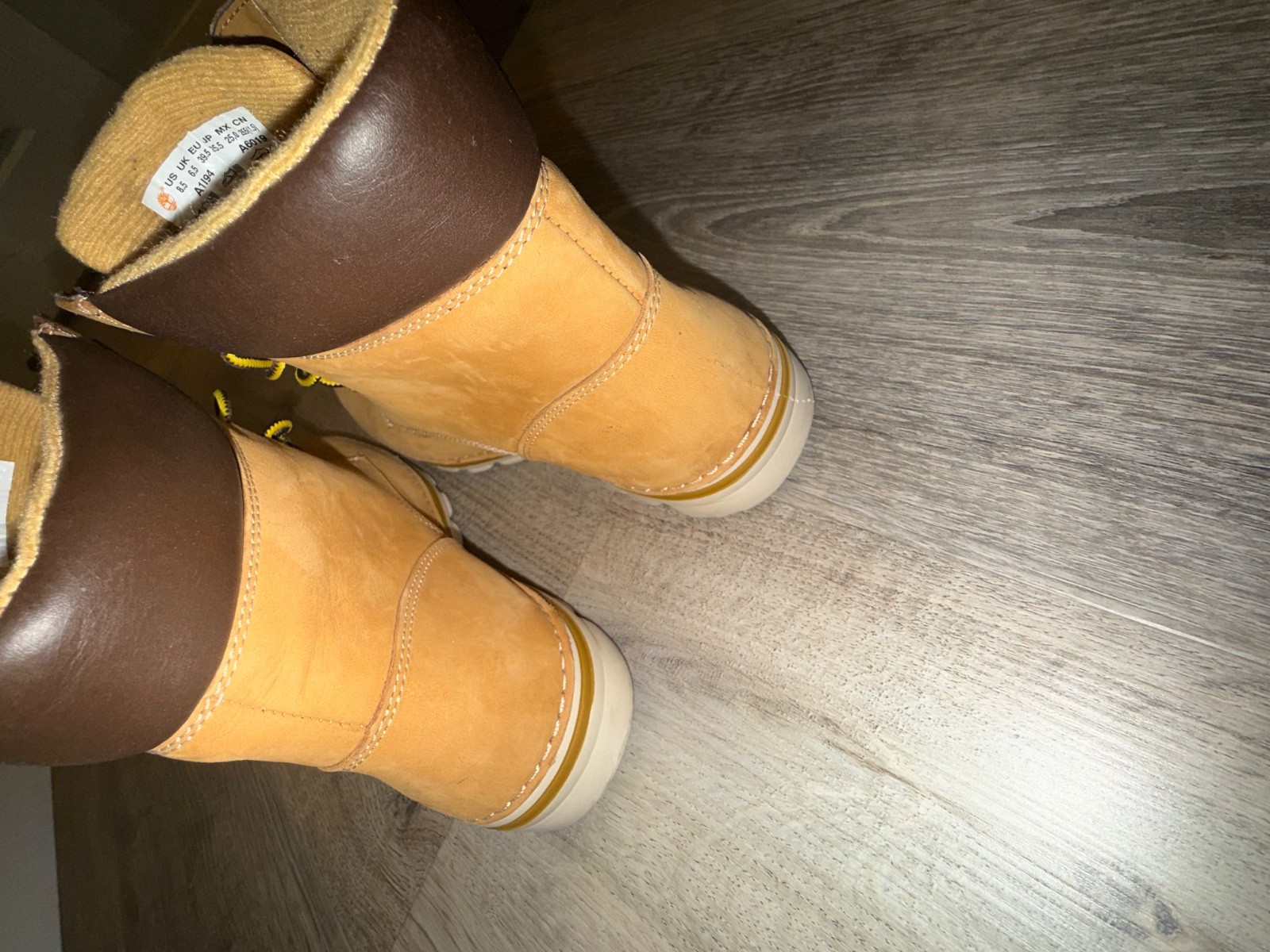 ✅ Timberland A1194 Women’s Size 8.5 Wheat Nubuck Boots New No Box