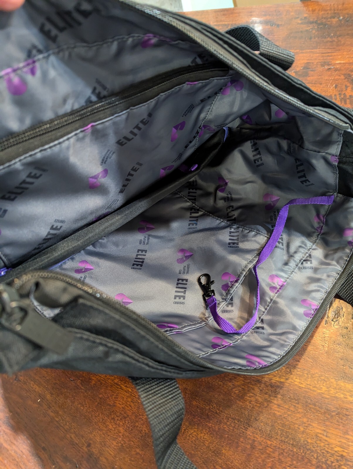 Zip Travel Bag Carnival Elite Fully Lined NEW XL Casino Players Club Heavy Duty