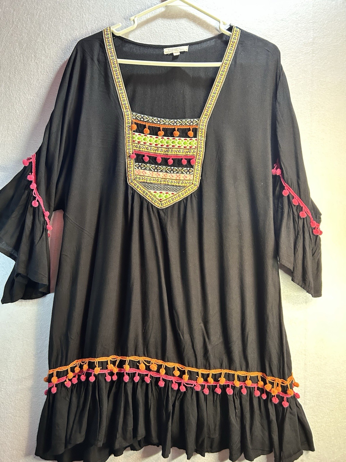 Rebellion Women’s L Black Boho V-Neck Tunic 3/4 Bell Sleeves Pom Tassel