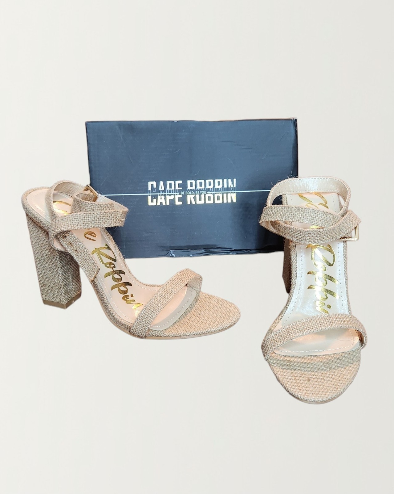 NEW Cape Robbin Women Beige Strappy Ankle Strap Block Heel Sandals Size 8