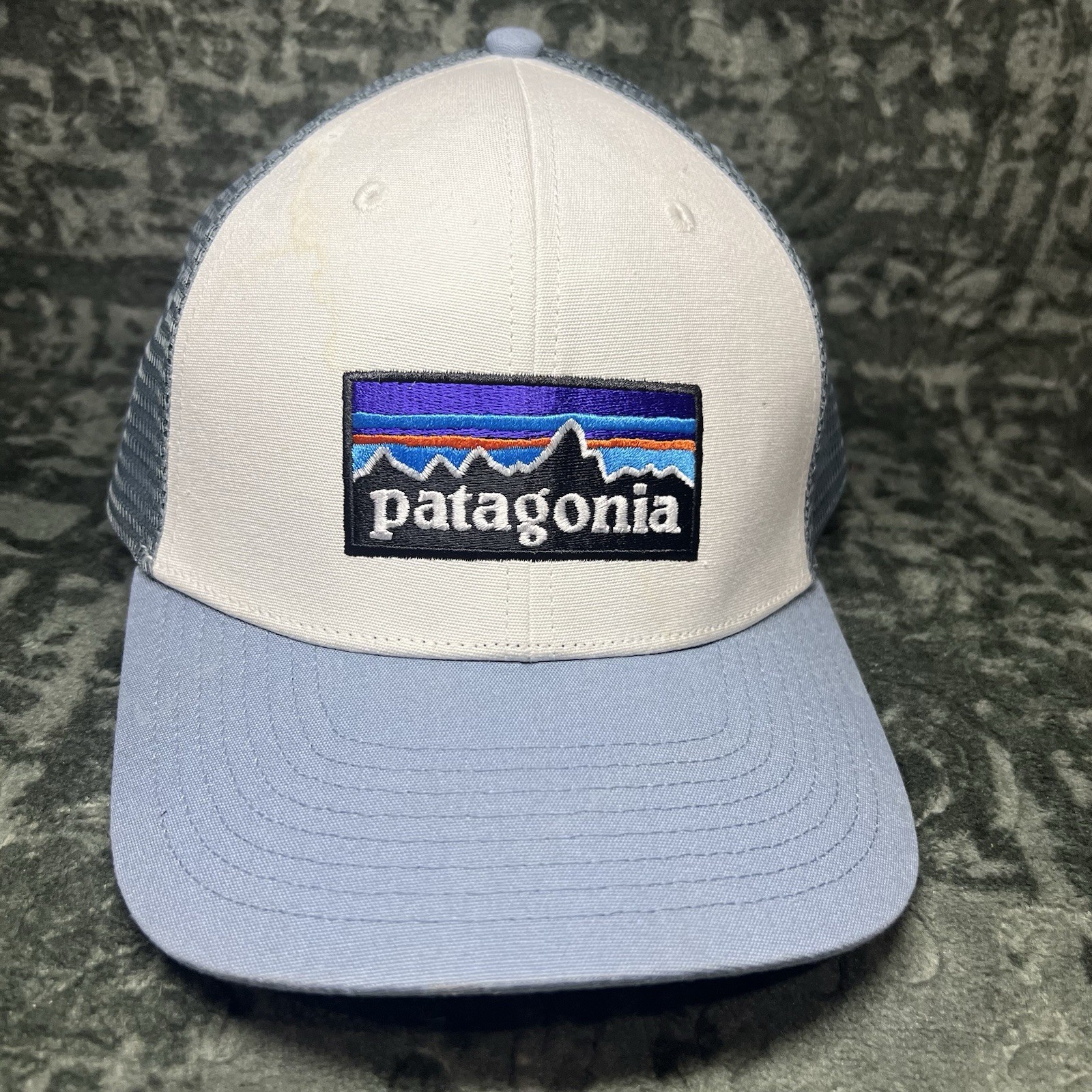 Patagonia Hat Mens One Size Blue White P-6 Logo Lo Pro Trucker Mesh Snapback Cap