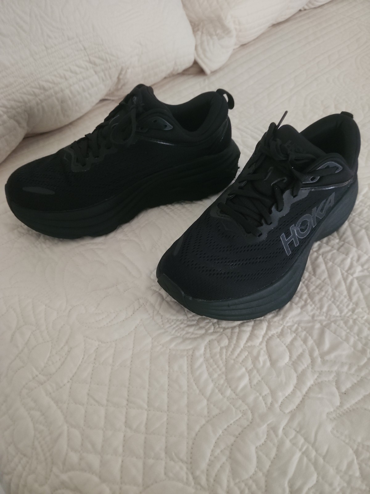 Hoka One One Bondi 8 Women’s Running Sneakers Size 8.5 D Wide, Black/White