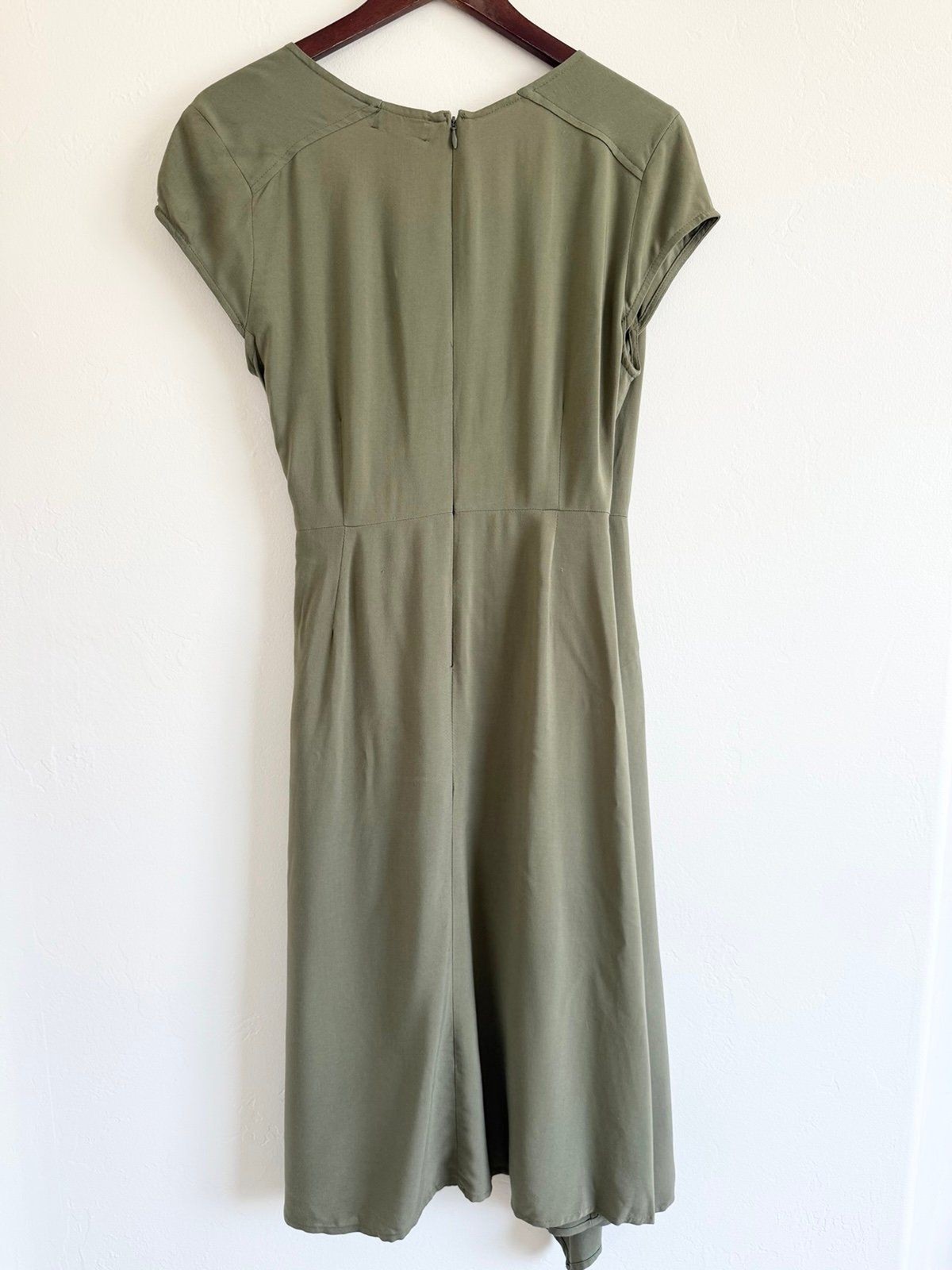 Maeve by Anthropologie Rayna Midi Wrap Dress in Green Size 8