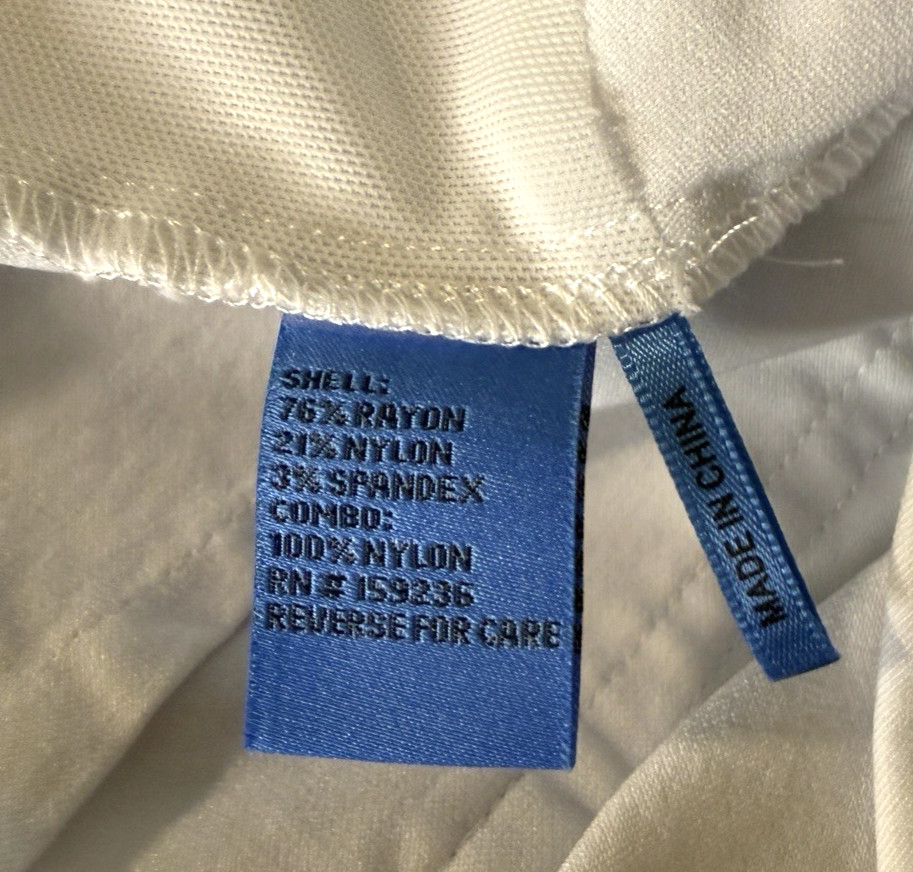 J.Mclaughlin Masie Pull On Shorts Size 4 White capsule minimalist Resort Wear