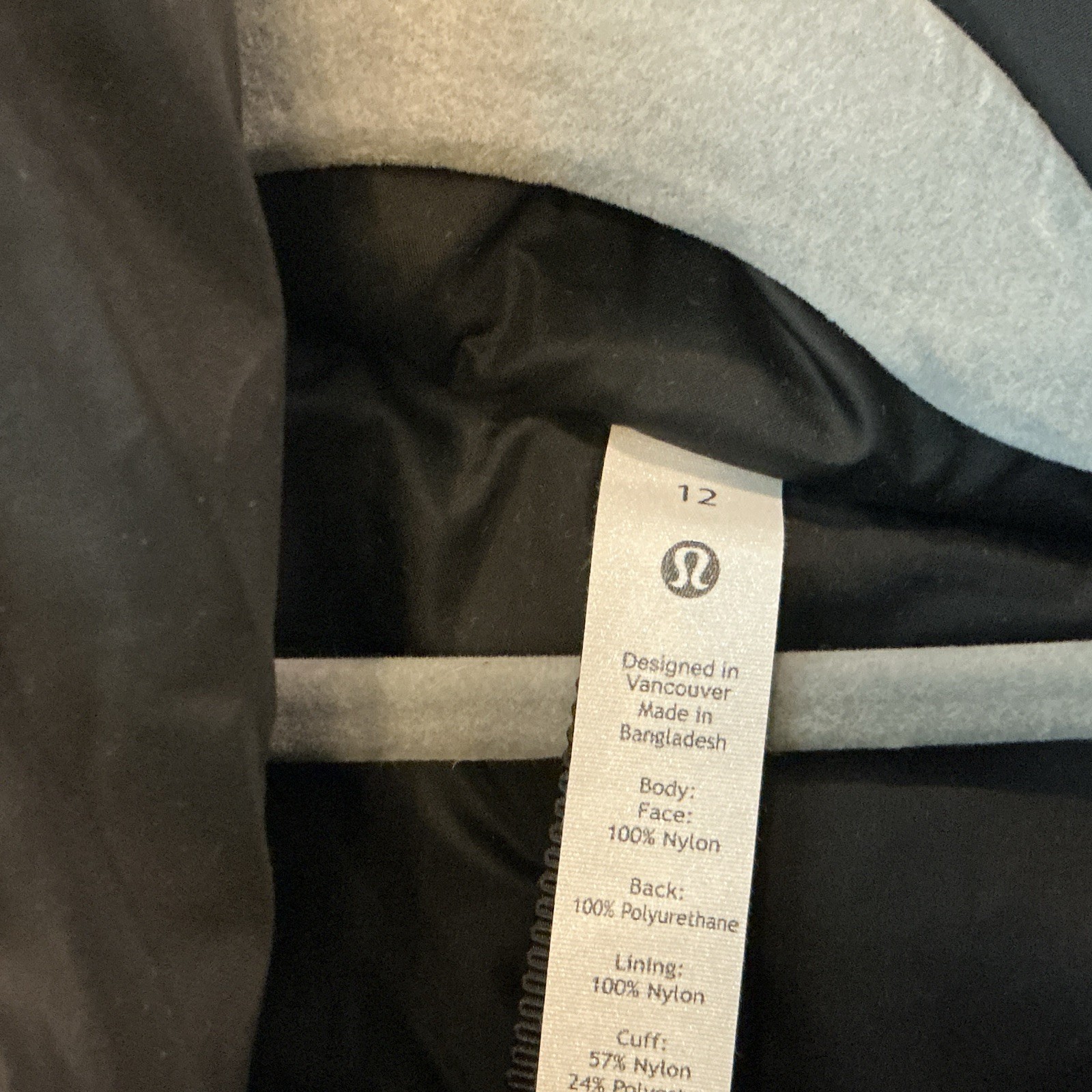 lululemon Women’s Hooded Insulated Belted Long Parka Coat 12 Black
