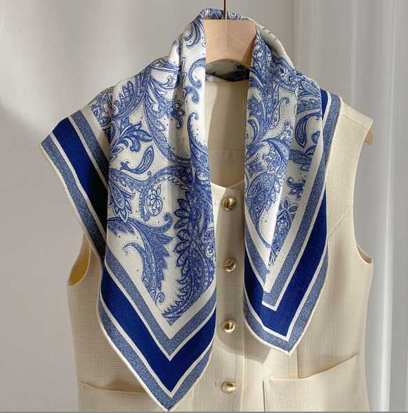 70% Cashmere 30% Silk S14wl Neckerchief 65X65cm grass Print Scarf Bandana wrap