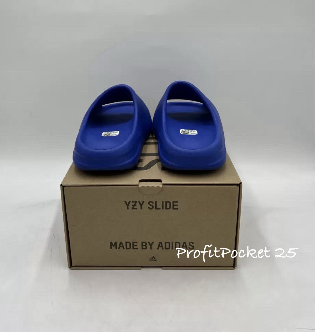 Yeezy Azure Sandal Slides Size 6