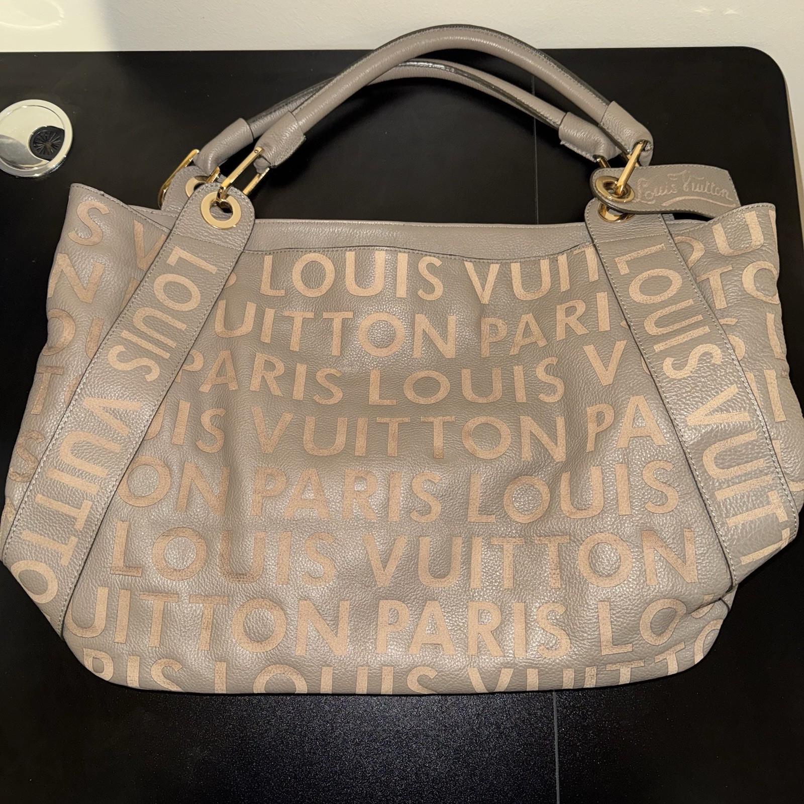 LOUIS VUITTON Limited Edition Green / Tan Leather Paris Souple Wish GM Bag 2008