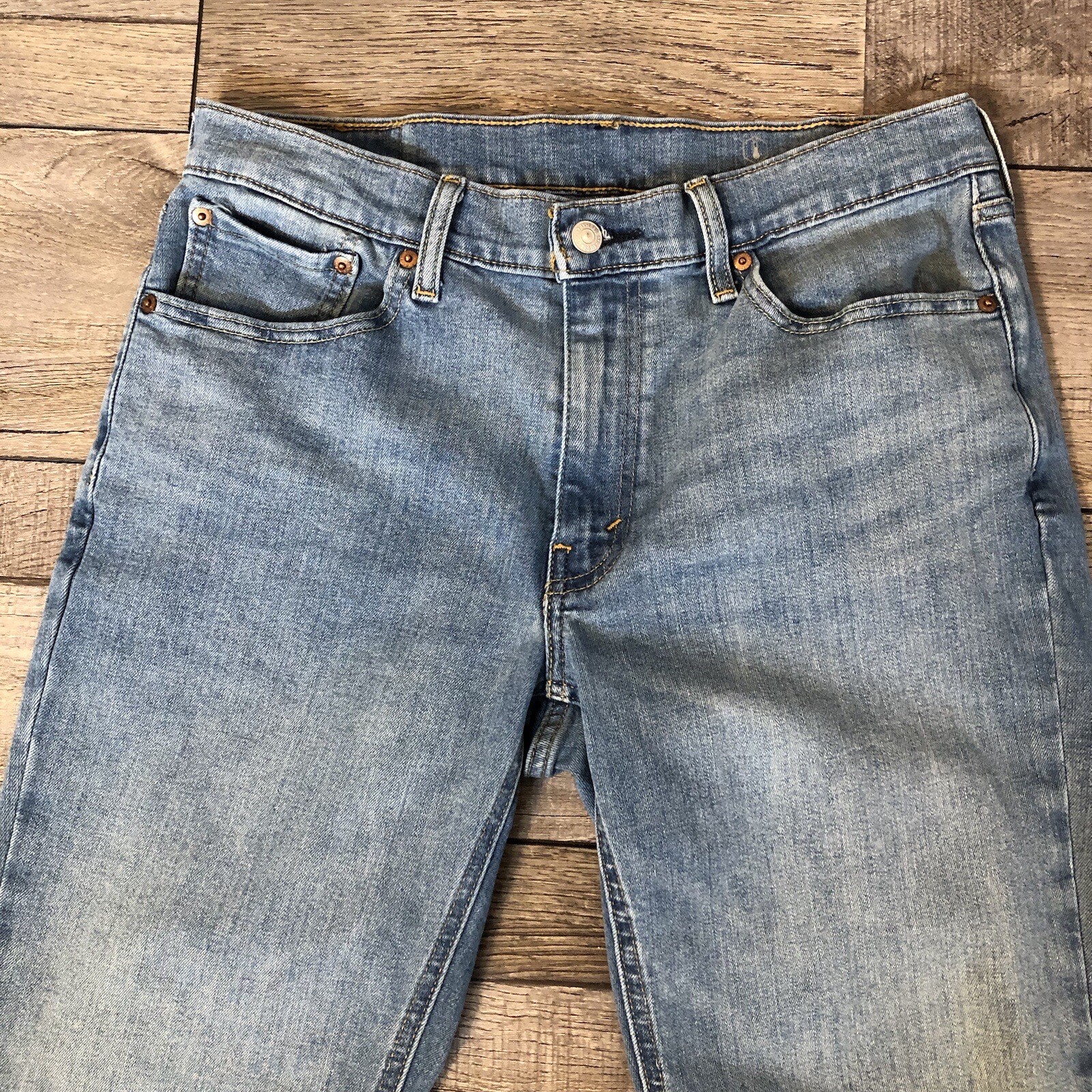 Levi’s 541 All Seasons Tech Jeans Mens Size 32x(31) Straight Leg Medium Wash