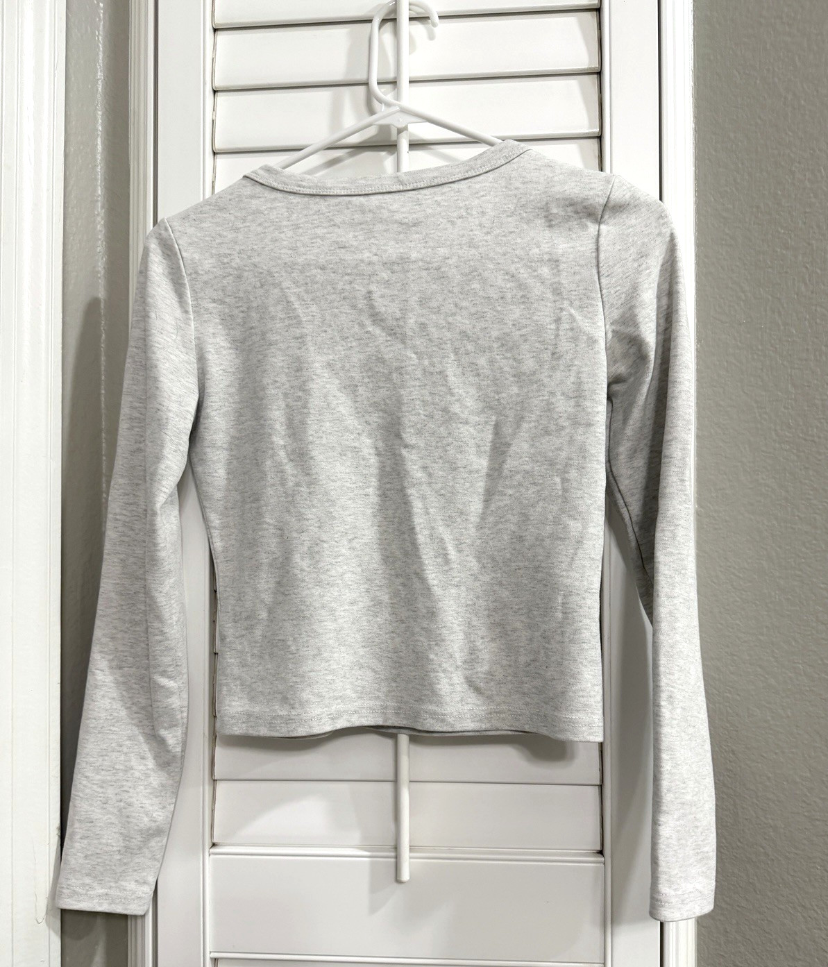 Women’s Long Sleeve Shirt Size S Heathered Ivory Fitted V Neck Plain Basic Top