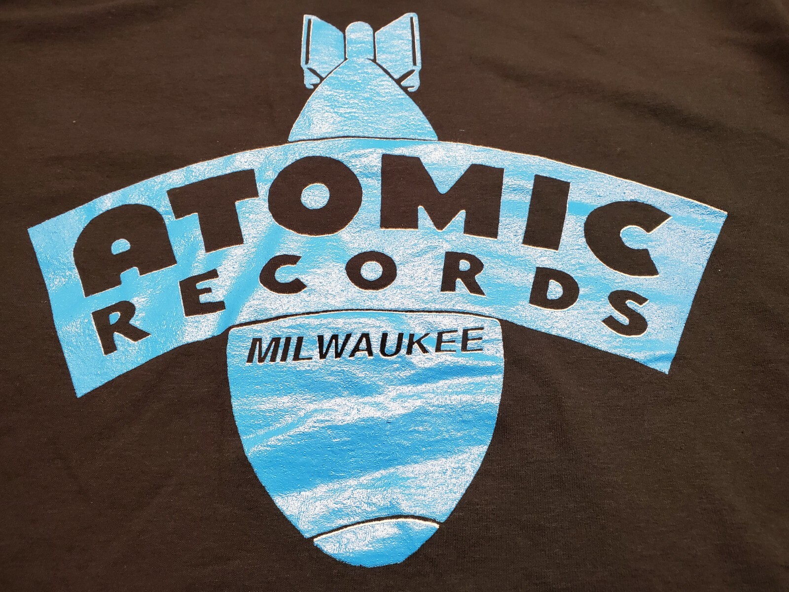 New! ATOMIC RECORDS Milwaukee BLUE BOMB LOGO Authentic T-Shirt S-M-L-XL-XXL-XXXL