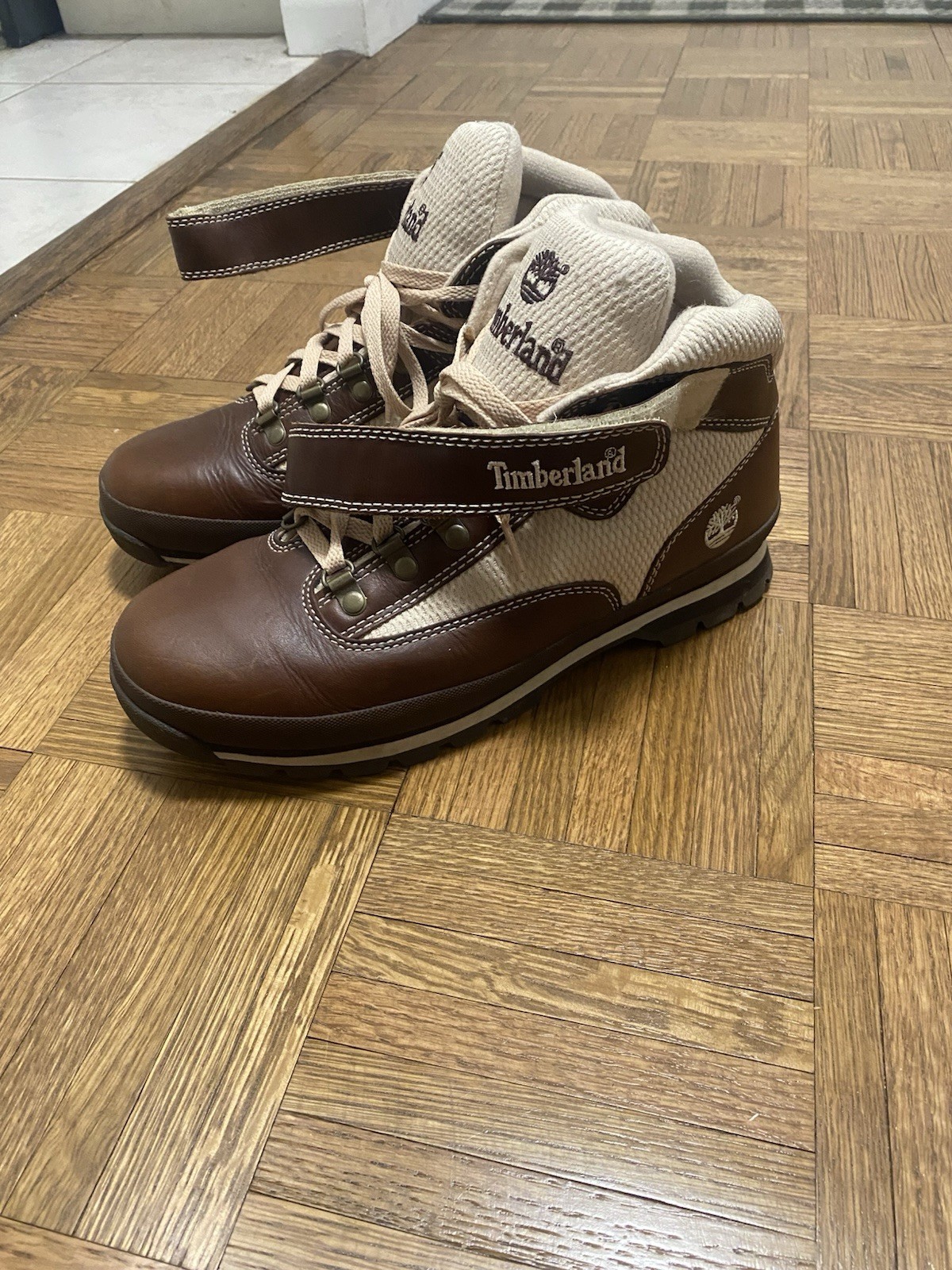 Timberland Men’s Size 9.5 Leather Boots Brown/Cream Need New Soles No Orig Box