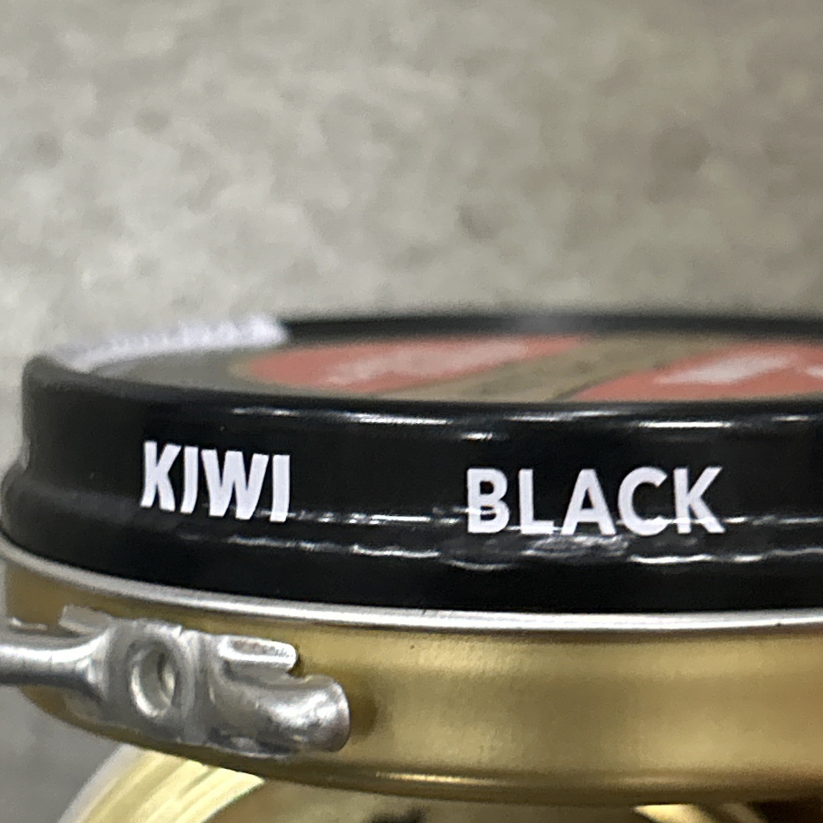2X KIWI Black Leather Renews Protects Shiny Shoe Polish 1 1/8 oz Tin Snap Can