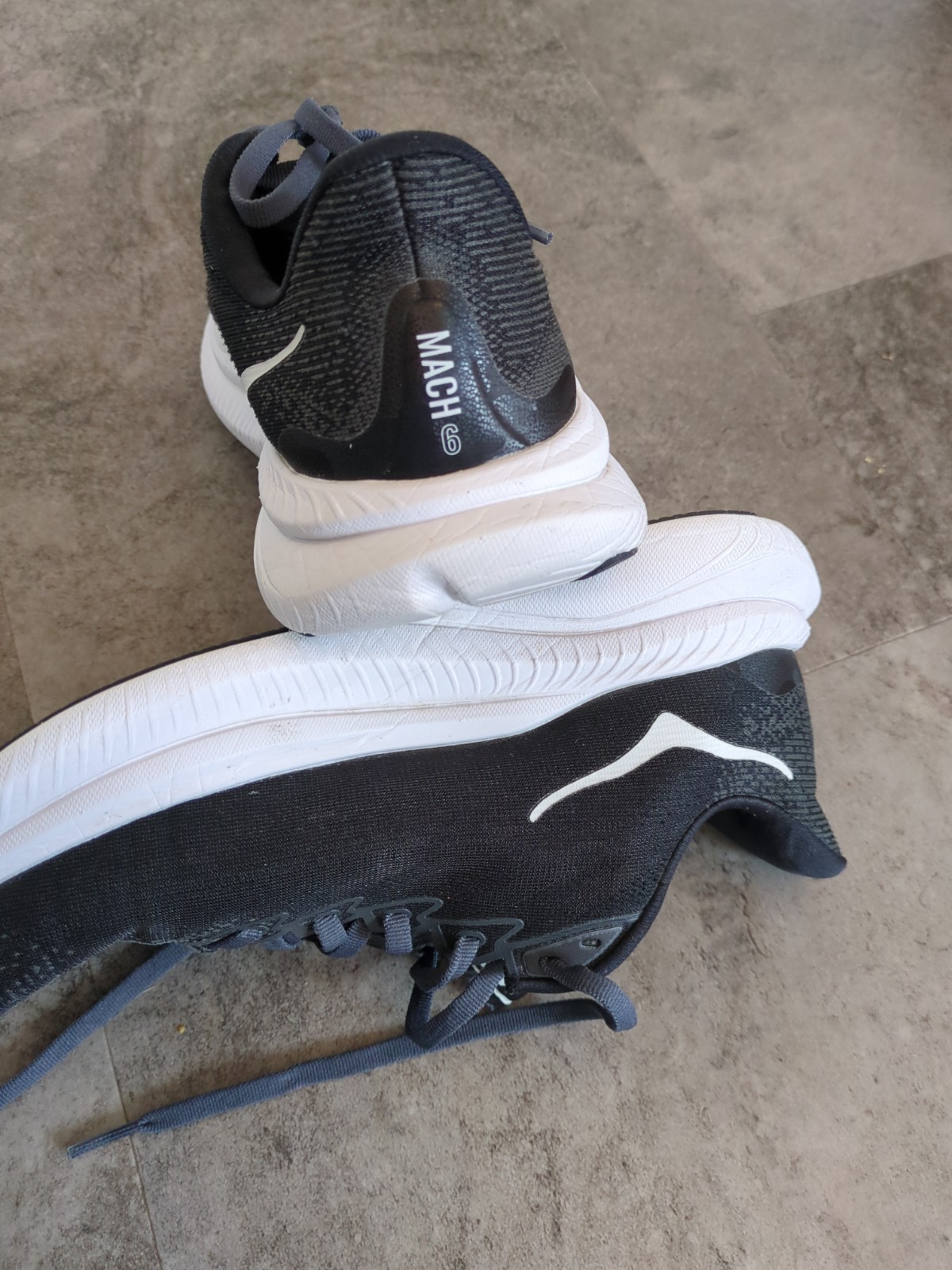 Hoka One One Mach 6 Women’s Running Shoes 8B Black Grey White