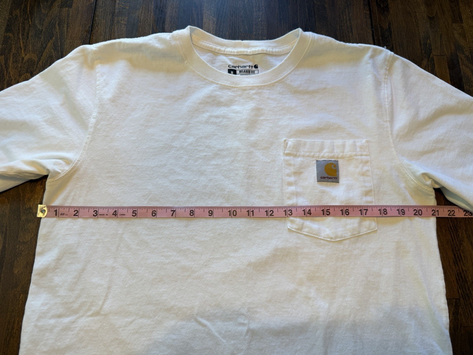 Carhartt Pocket T-Shirt Relaxed Fit Mens Size M 103296-100 Short Sleeve White