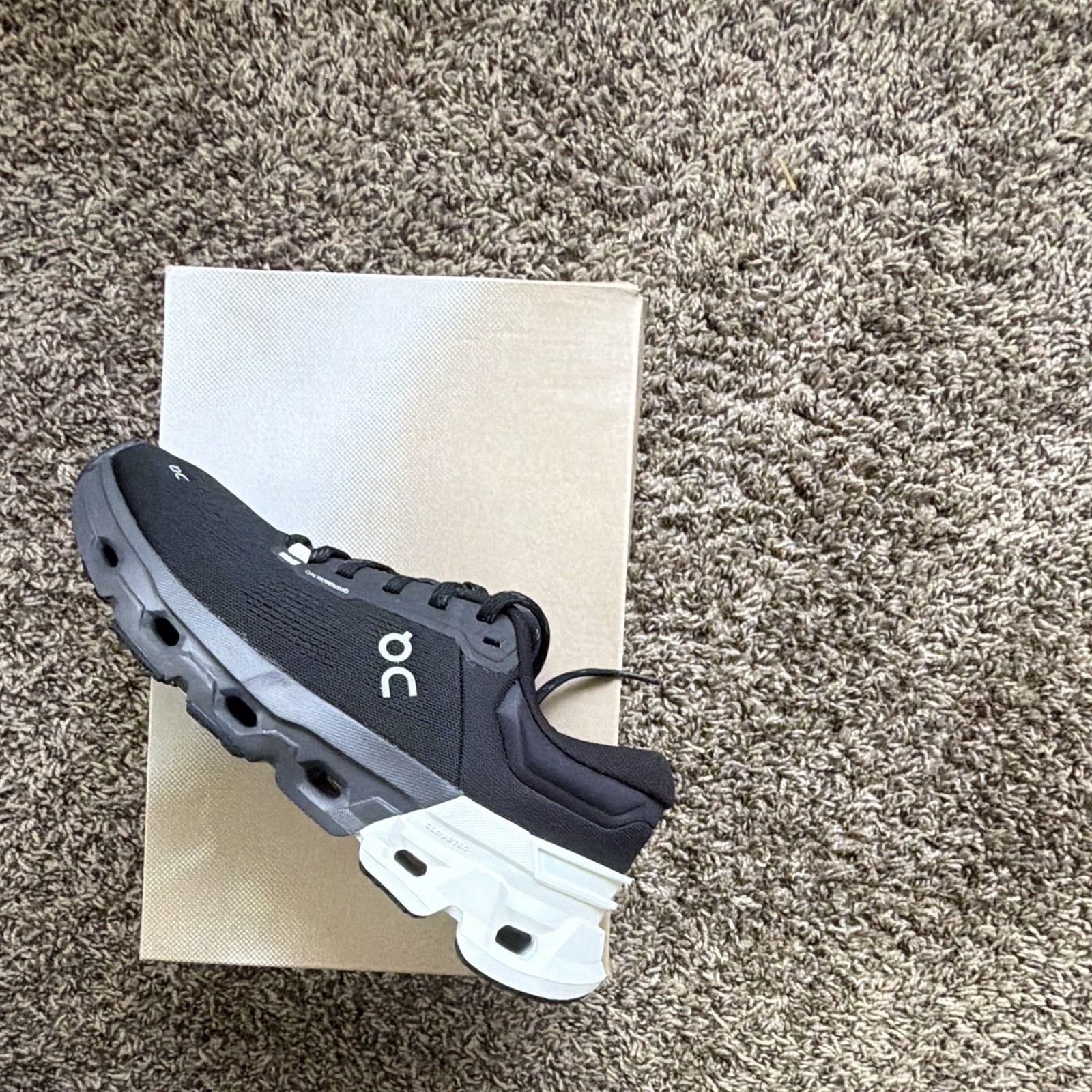 On Cloudflyer 5 Black/White Women’s Running Lace-Up Sneaker Wide 3WE30042989
