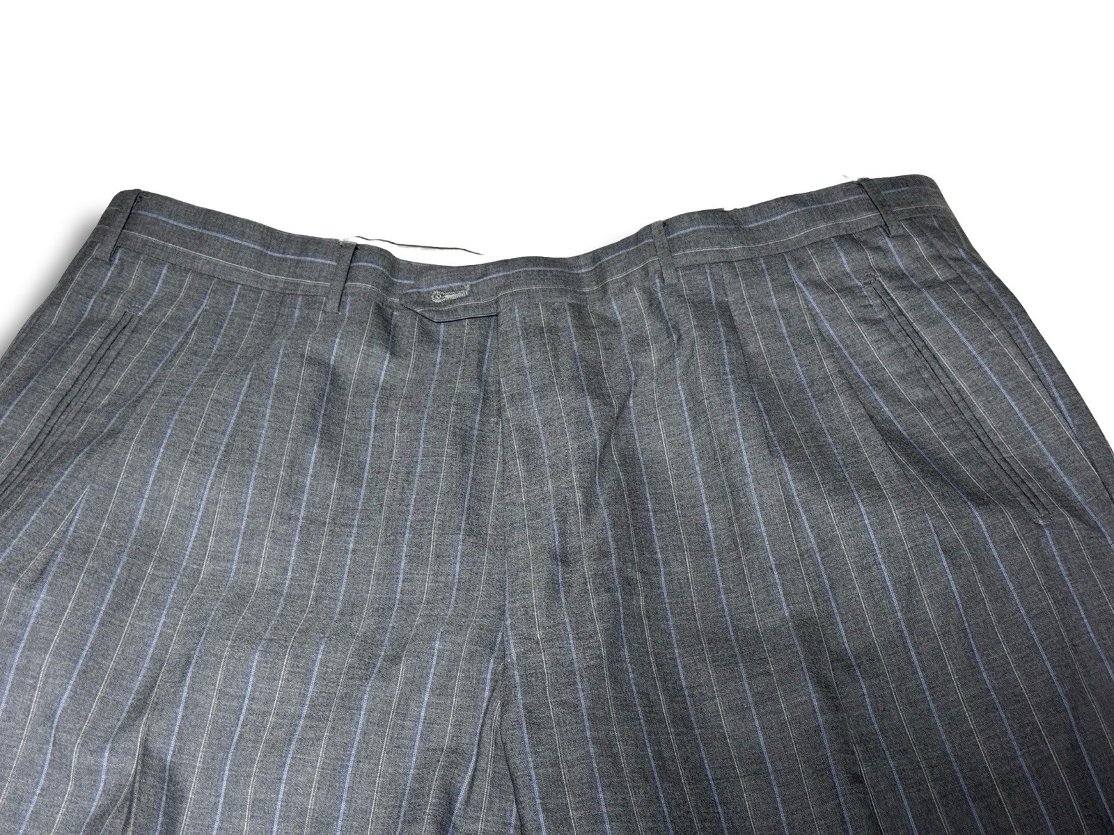 Vintage Corneliani 48R/40×28 Pants Super 150s Wool Gray Baby Blue Pinstripe Suit