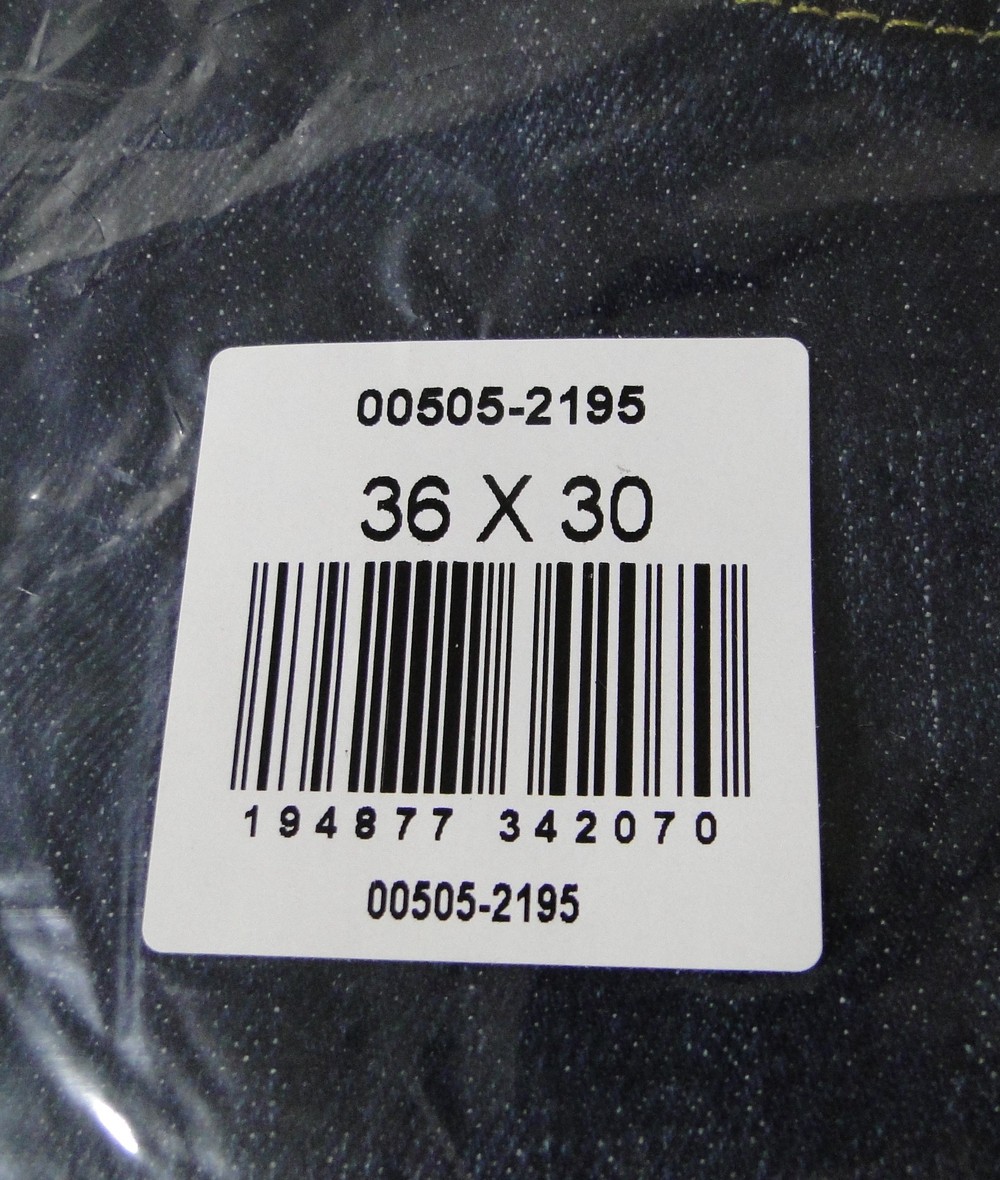 Levi Men’s 505 Regular Fit Jeans, Dark Denim Wash 36W X 30L NEW SEALED !