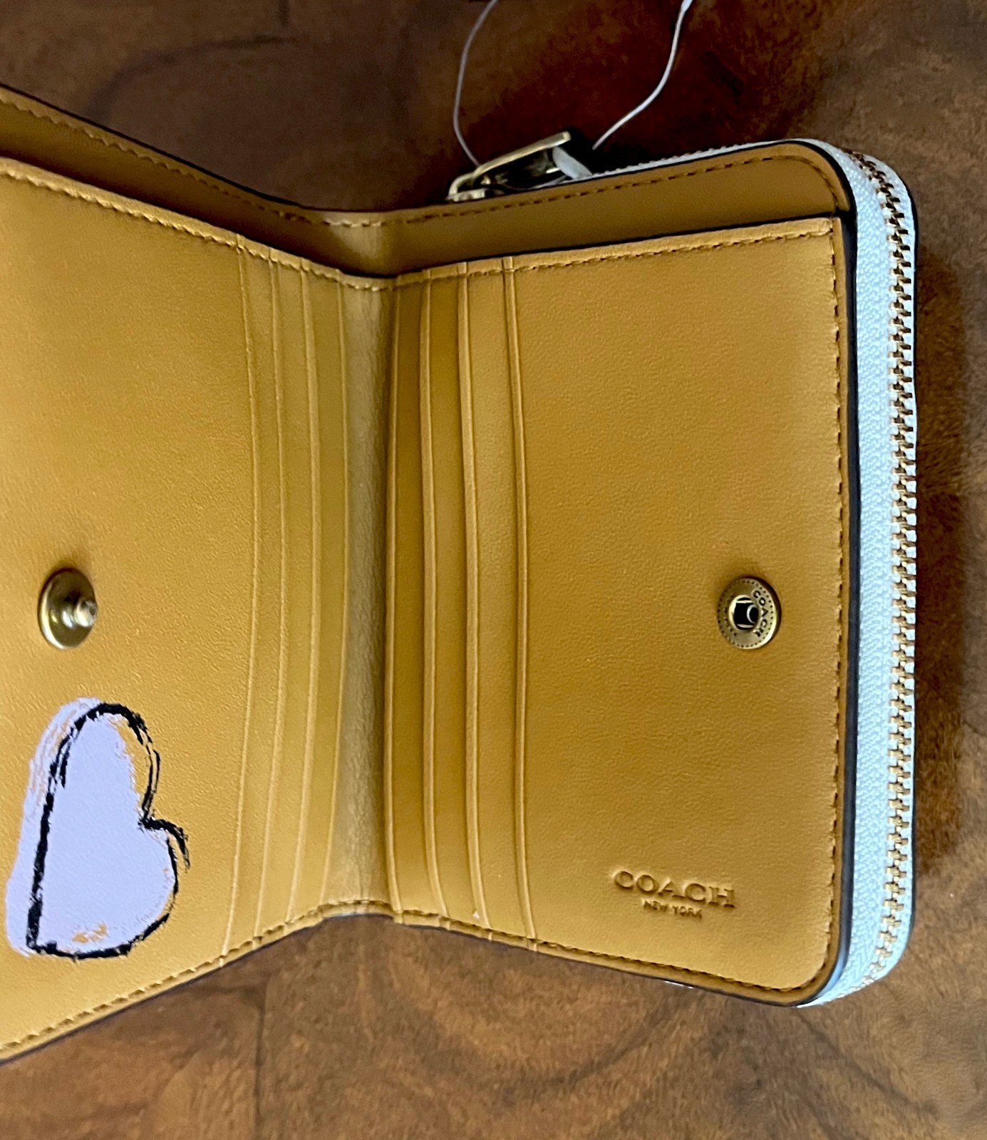 Coach Chalk Doodles ESSENTIAL SKETCH PRINT BILLFOLD WALLET Outside Zip Pocket