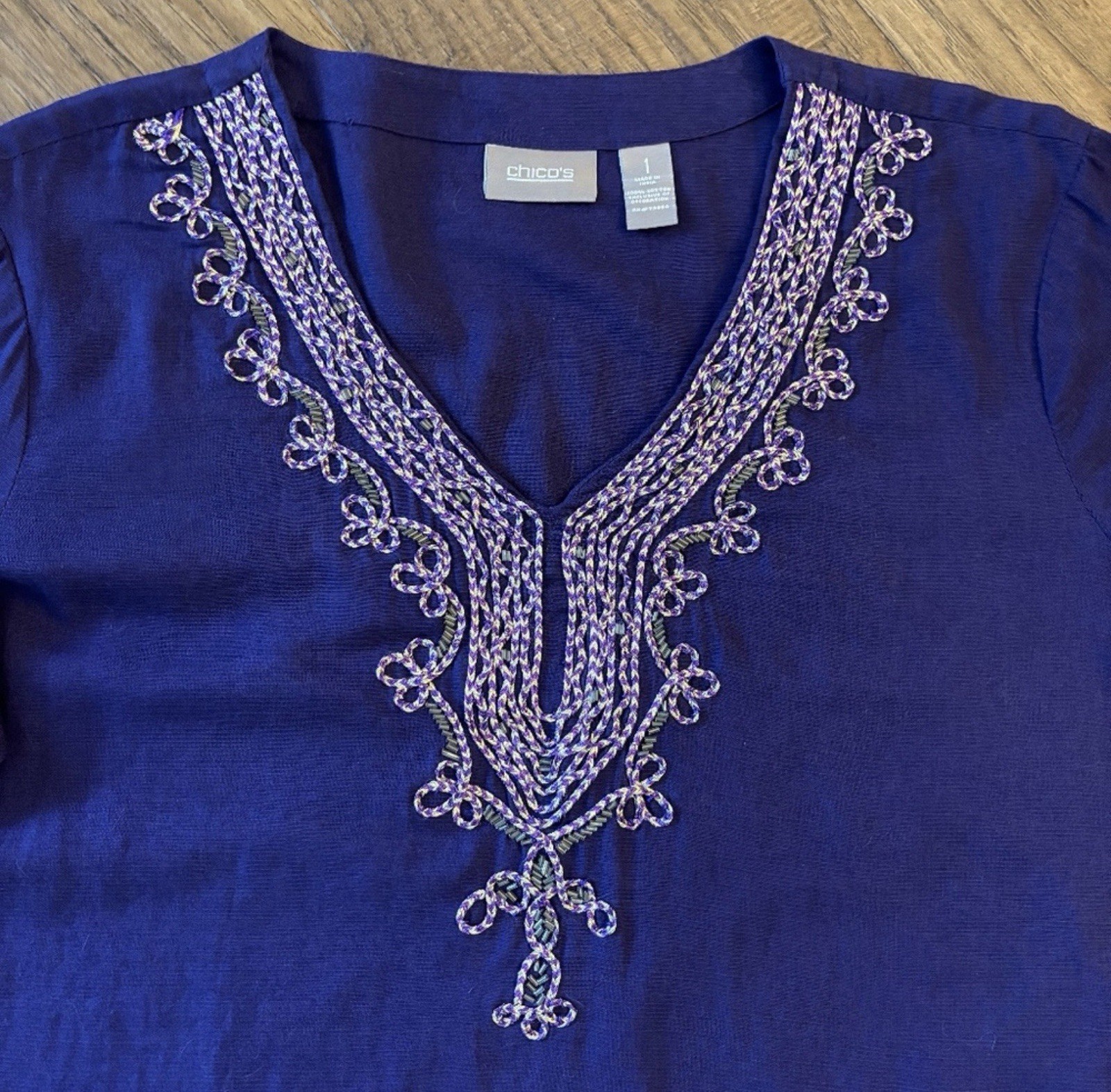 Chico’s Dark Purple V Neck Embellished Cotton Tunic Size 1 Reg 8/10 Med