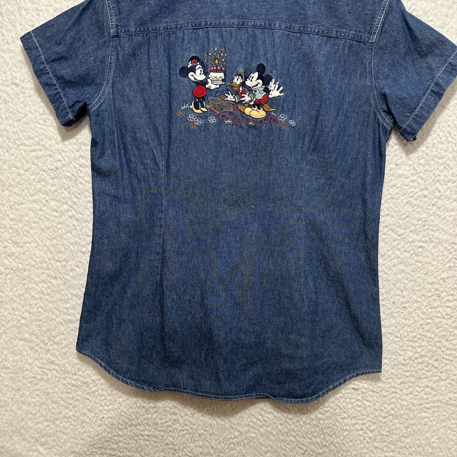 VTG Disney Store Women’s L Blue Denim Button-Down Shirt Chest Pocket Logo