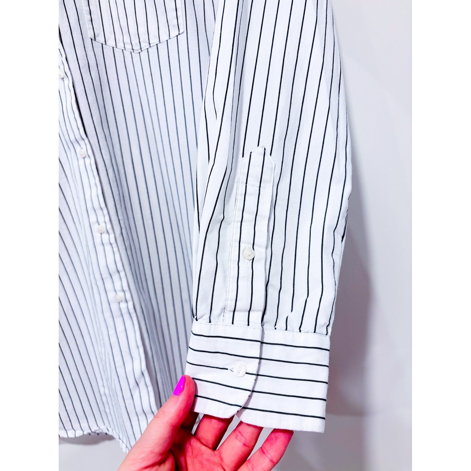 DYNAMITE White striped shirt | Minimalist Office Casual | Small
