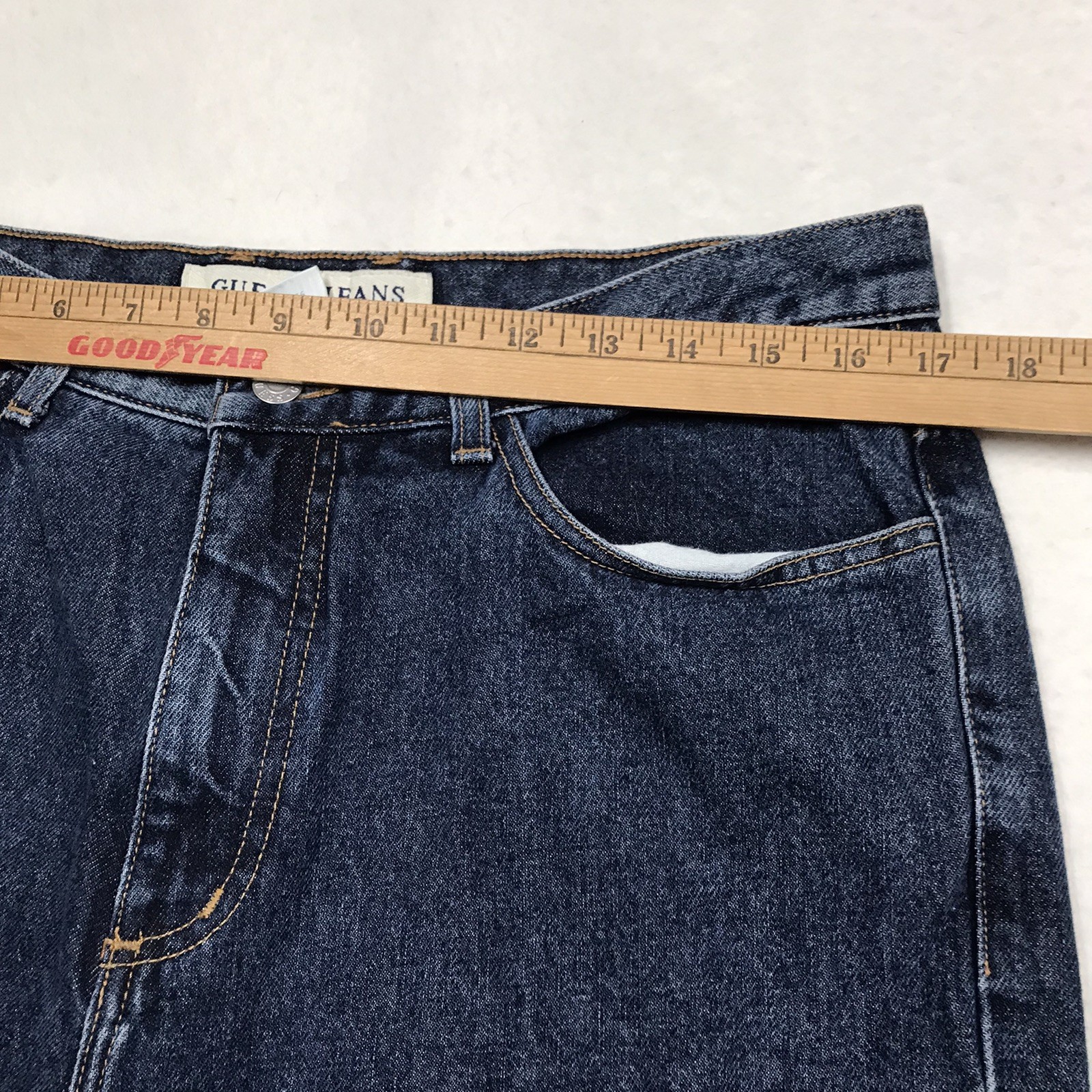 Vintage GUESS 1050 Jean Men 34×28 Tapered Relaxed Fit Dark Wash USA Made Denim