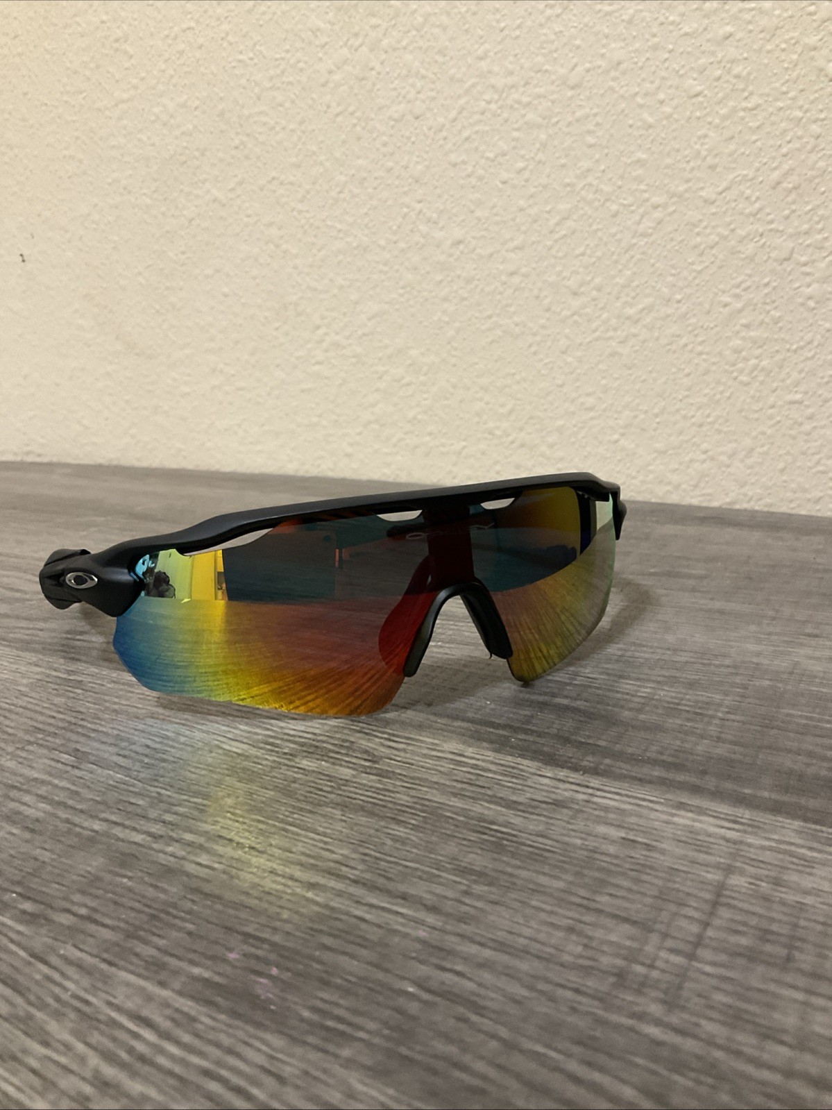 NEW Oakley 009208 Radar Ev Path Men’s Sunglasses Black Frame – Green Prizm Lens
