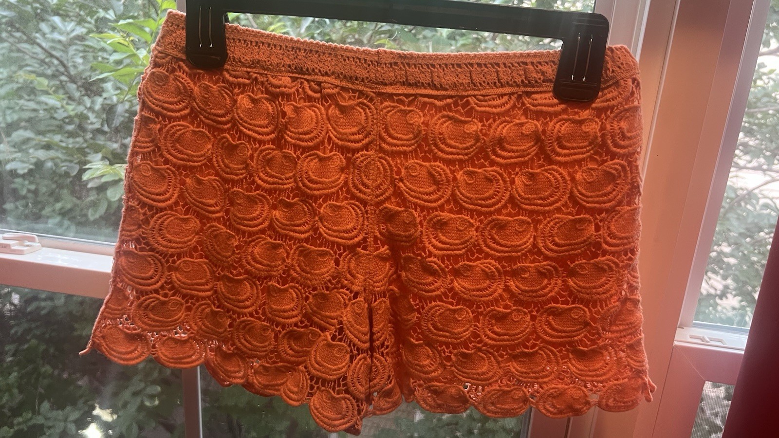 Eiffel Designs Women’s S/M Orange Lace Lined Pull-On Shorts Elastic High Rise