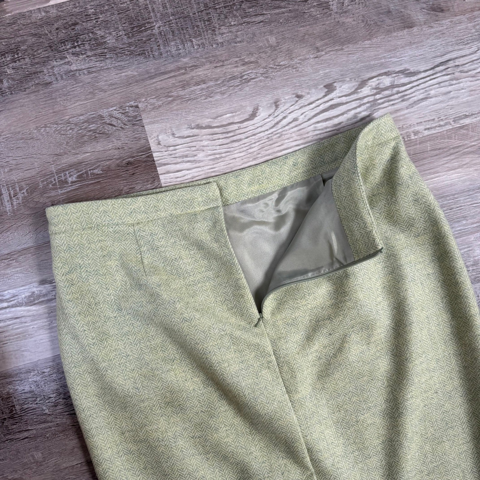 NWT Pure Collection Mint Wool Herringbone Pencil Skirt Quiet Luxury Size 14