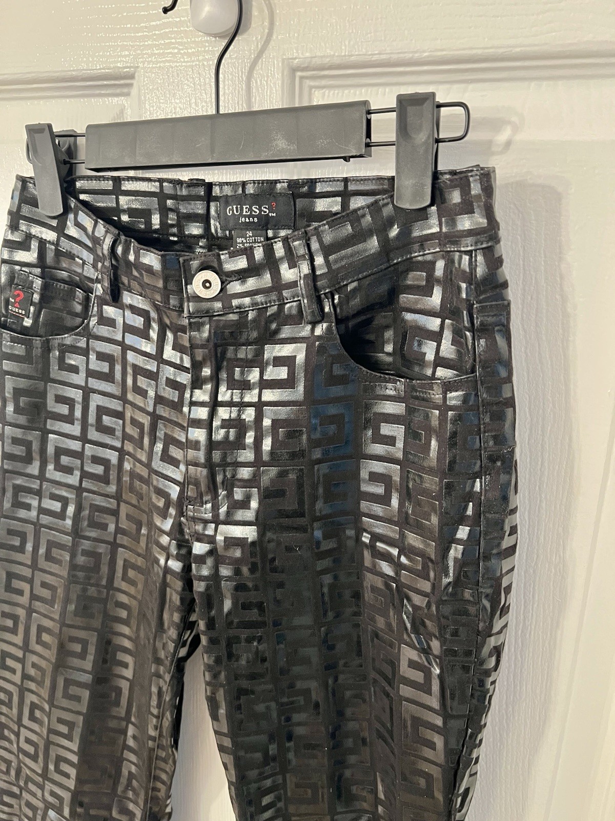 Guess Jeans Glamour 24 Vintage Shiny Black Pattern – Rare