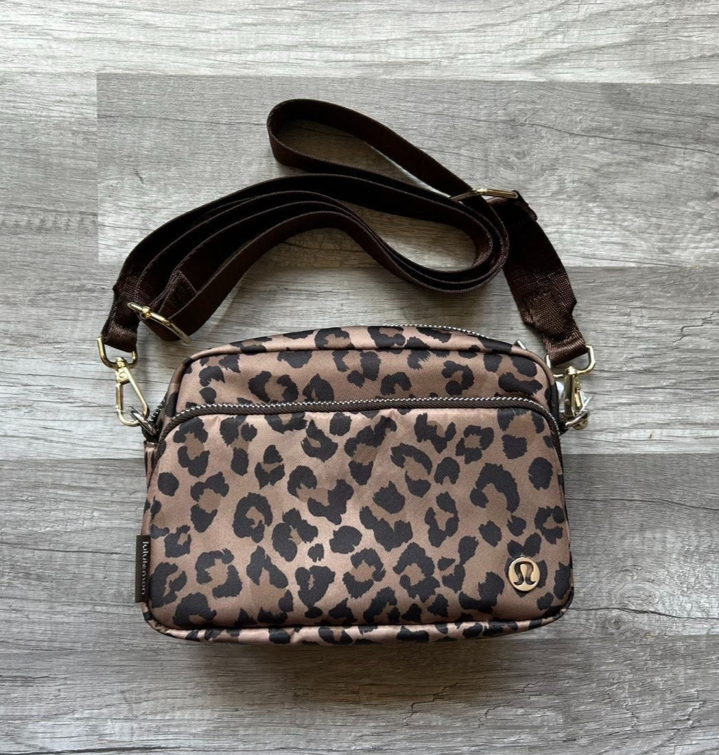 Lululemon Everywhere Crossbody Bag Leopard Print New With Tags 2L