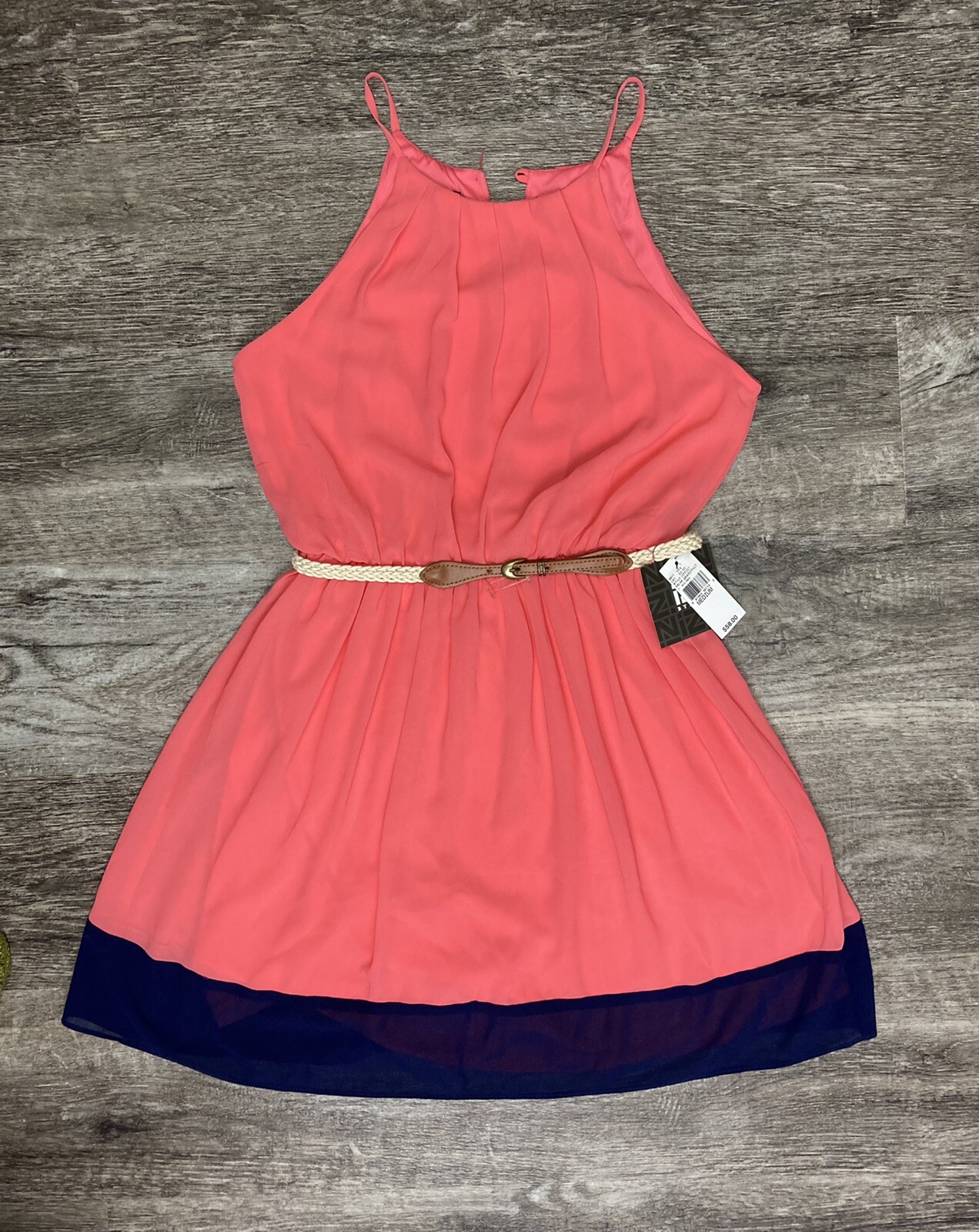 New IZ Buyer Dress Women’s Spaghetti Strap Size Medium Coral Orange Lined