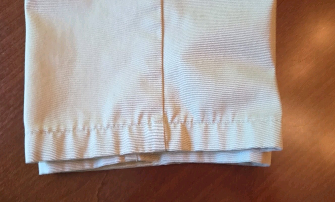 LL Bean Mens Tan Khaki Mens Pleated Chino Pants Comfort Waist 34×31 Cotton Blend
