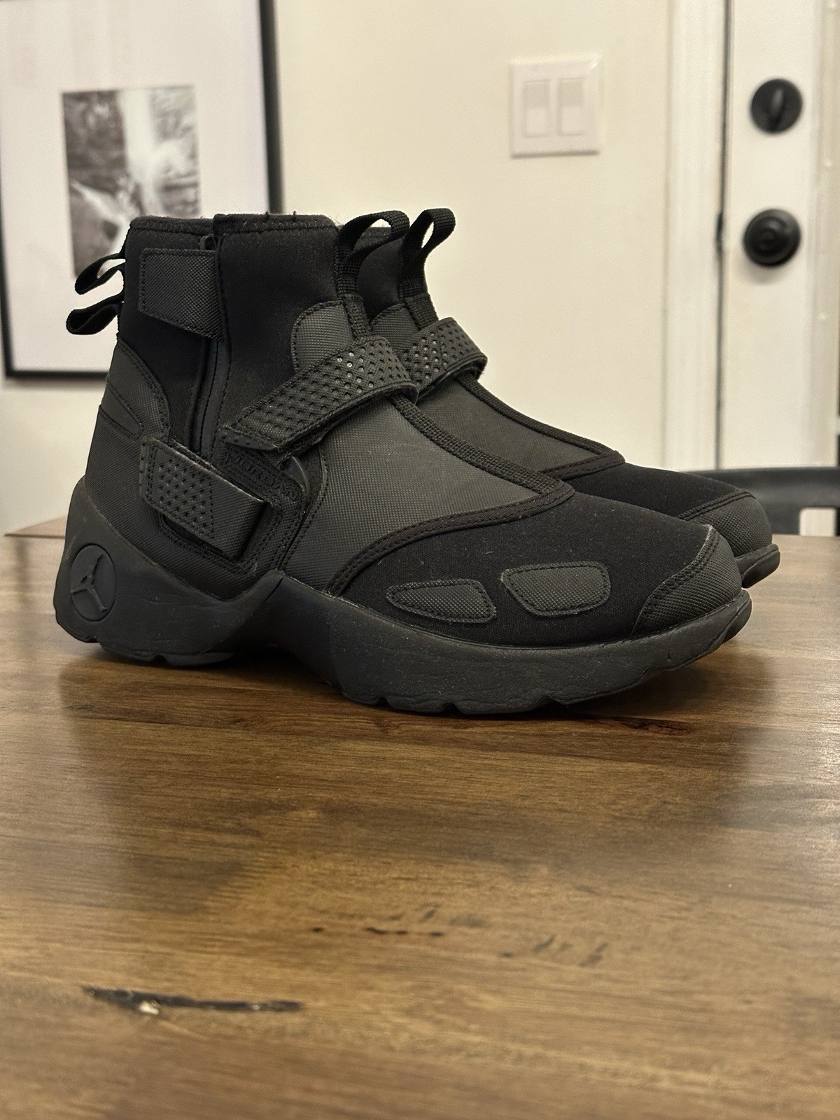 Jordan Air Jordan Trunner size 9 LX Triple Black Mid Top Hook