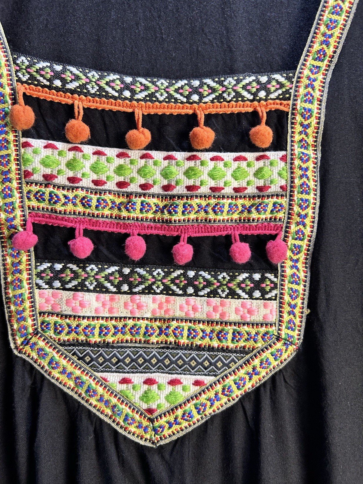 Rebellion Women’s L Black Boho V-Neck Tunic 3/4 Bell Sleeves Pom Tassel