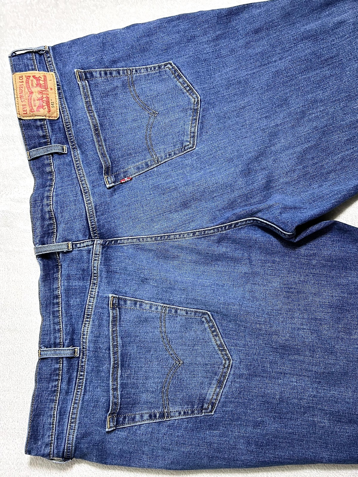 Levi’s 541 Athletic Taper Fit Jeans Men’s 52×30 All Seasons Tech Stretch Denim
