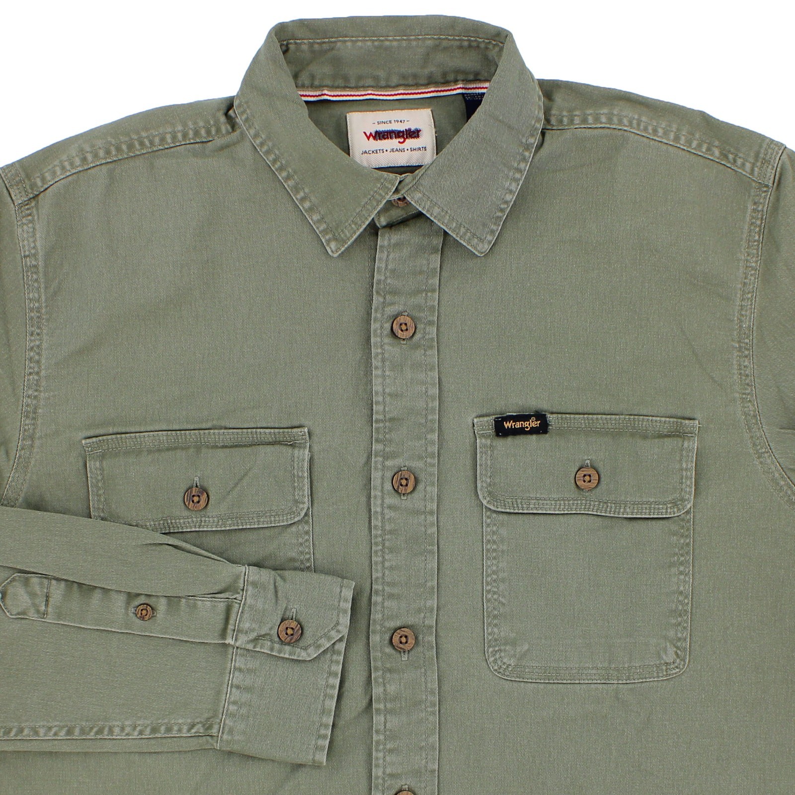Wrangler Men’s Shirt Button-up Long Sleeve, 2-Button Down Pockets, Cotton Blend