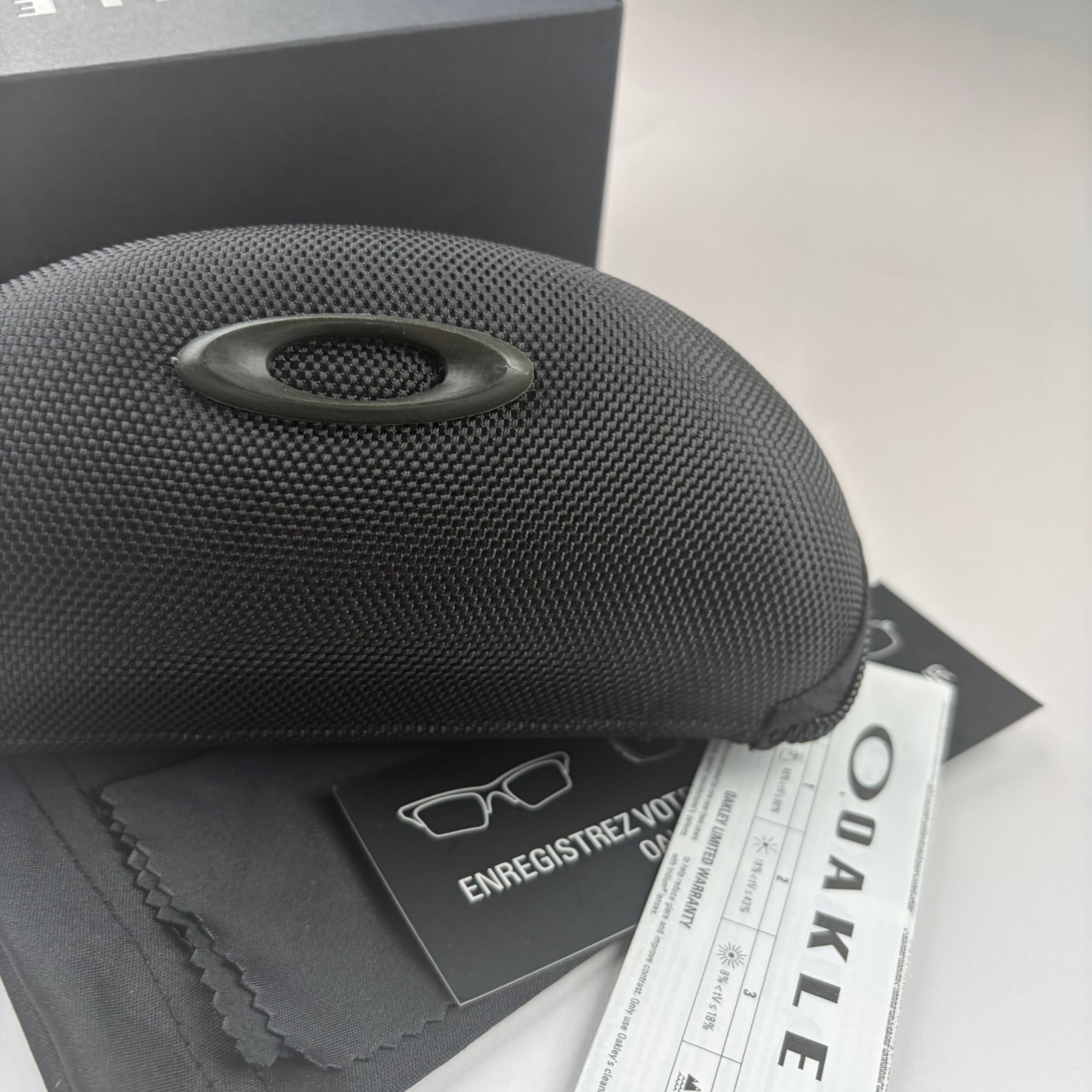 Oakley Holbrook Sunglasses Gray Frame Blue Lens With Box, Case
