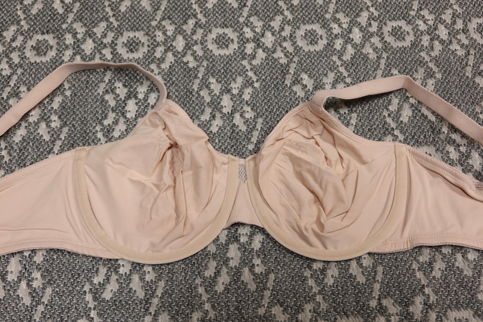 New Wacoal Wacoal Keep Your Cool Underwire Bra – 34DDD – Sand – # 855378