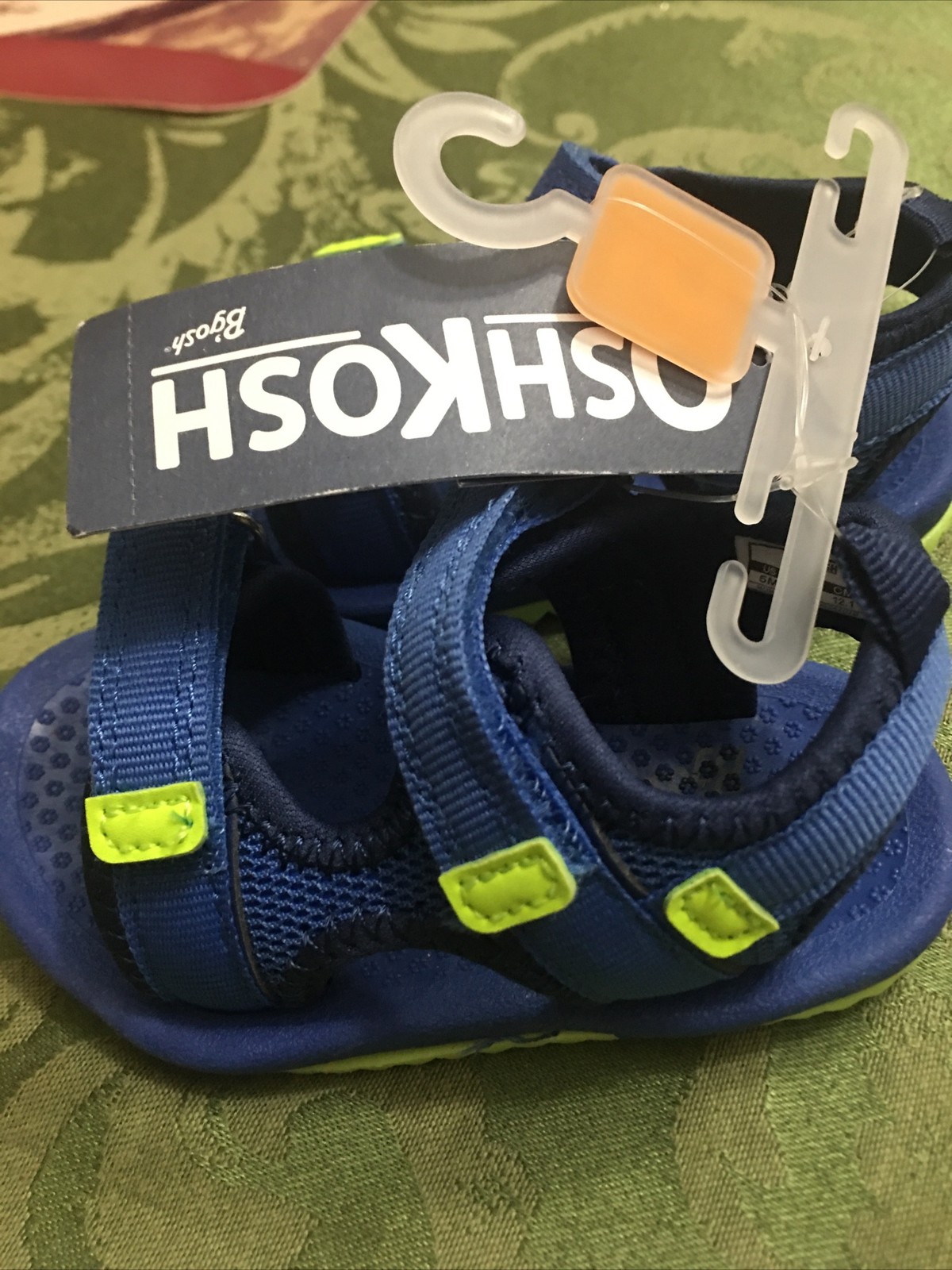 OshKosh B’Gosh Toddler Boy’s Machine Washable Hook& Loop Sandal SIZE 10 NWT