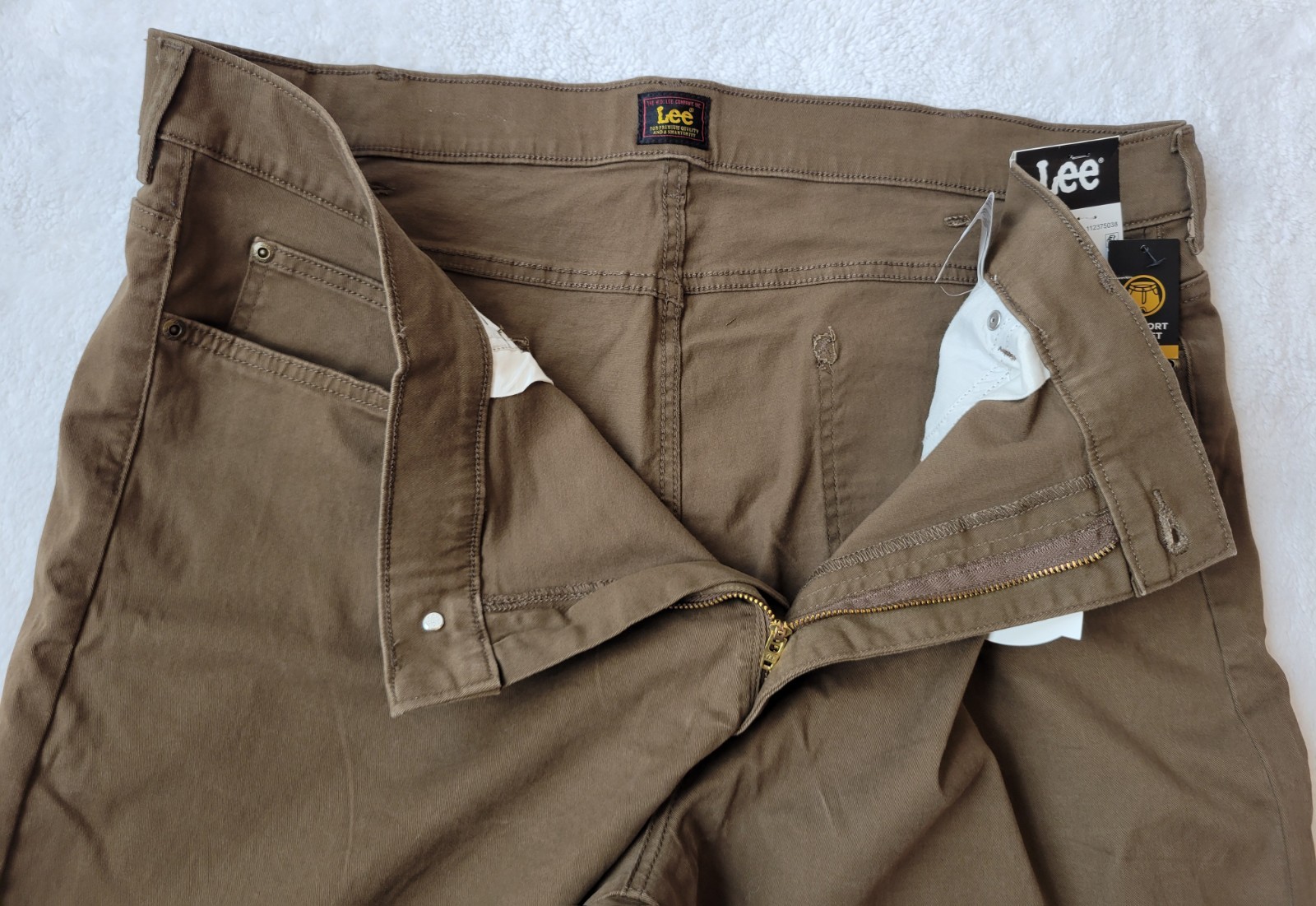 Lee Regular Fit Classic Style Jeans Men’s Size 42×30 Quality Denim Truffle