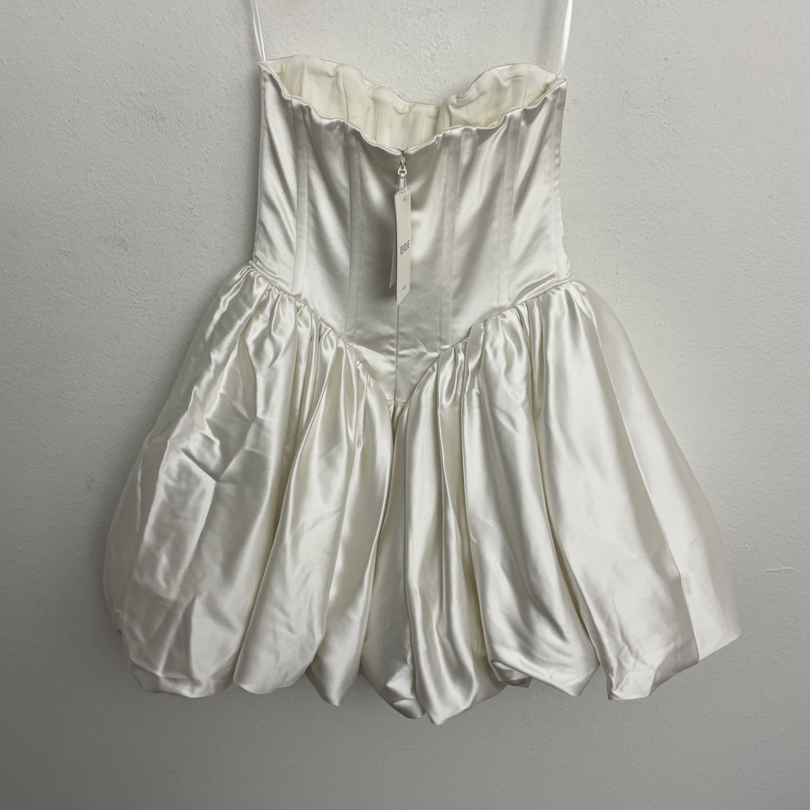 Lovers and Friends Defarge Dress white Satin fabric bubble hem boned XS $398msrp
