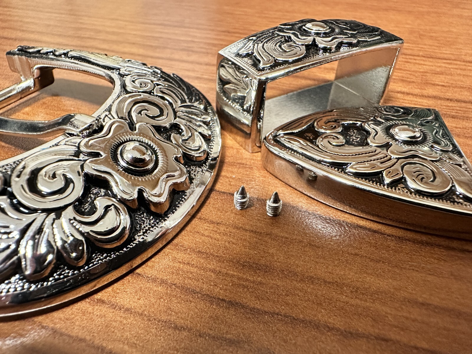 Western 3-Piece Belt Buckle Set Floral Engraved Silver Metal Cowboy Rodeo Style