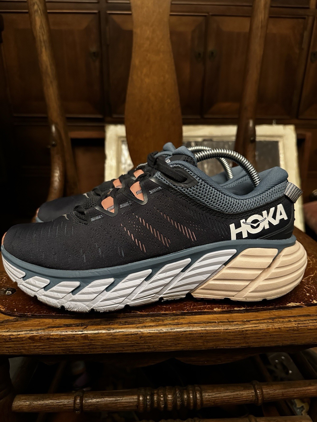Hoka One One W Gaviota 3 Running Shoes Women’s Size 9.5B 1113521 Blue Pink EUC