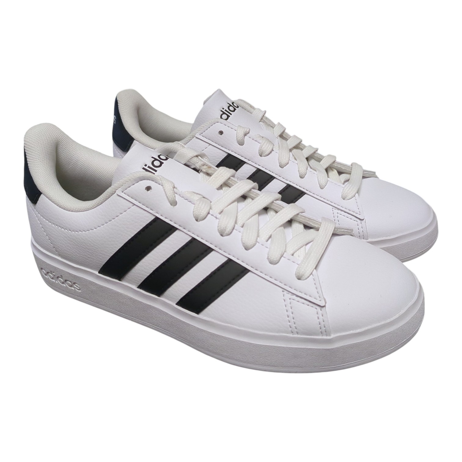 Adidas Women’s Lace Up Grand Court 2.0 Cloudfoam Low-Top Shoes